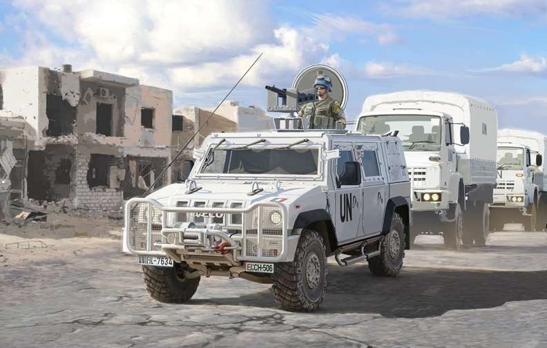 Włoski wielozadaniowy samochód terenowy LMV Lince, plastikowy model do sklejania Italeri 6535 w skali 1:35.-image_Italeri_6535_1