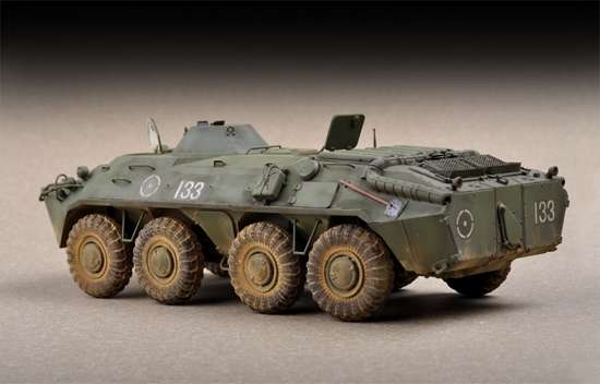 Rosyjski transporter opancerzony BTR-70 APC , plastikowy model do sklejania Trumpeter 07137 w skali 1:72-image_Trumpeter_07137_1