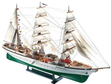 Niemiecki żaglowiec Gorch Fock, plastikowy model do sklejania Revell 05412 w skali 1:253-image_Revell_05412_1