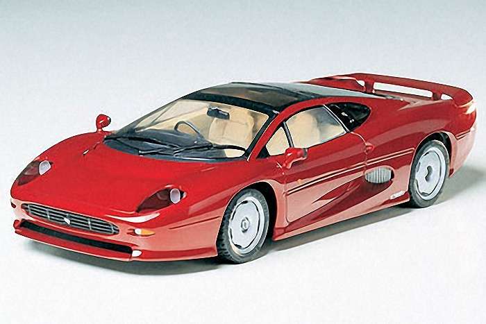 Brytyjski super samochód Jaguar XJ220, plastikowy model do sklejania Tamiya 24129 w skali 1:24.-image_Tamiya_24129_1
