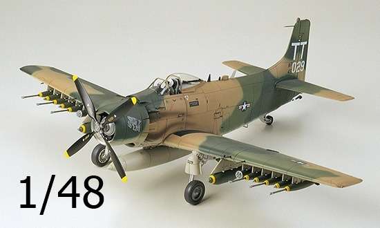 Amerykański samolot szturmowy Douglas A-1J Skyraider, plastikowy model do sklejania Tamiya 61073 w skali 1:48.-image_Tamiya_61073_1