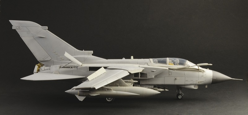 -image_Italeri_2513_9