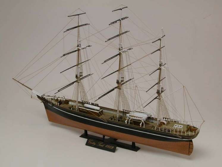 Promocyjny zestaw modelarski - upominkowy okręt Cutty SArk model_airfix_50045_image_1-image_Airfix_50045_3