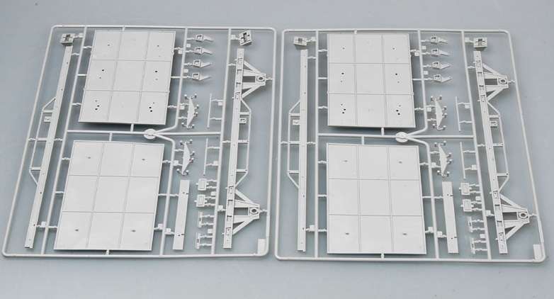 German railway gondola lower sides model_trumpeter_tru01518_image_8-image_Trumpeter_01518_3