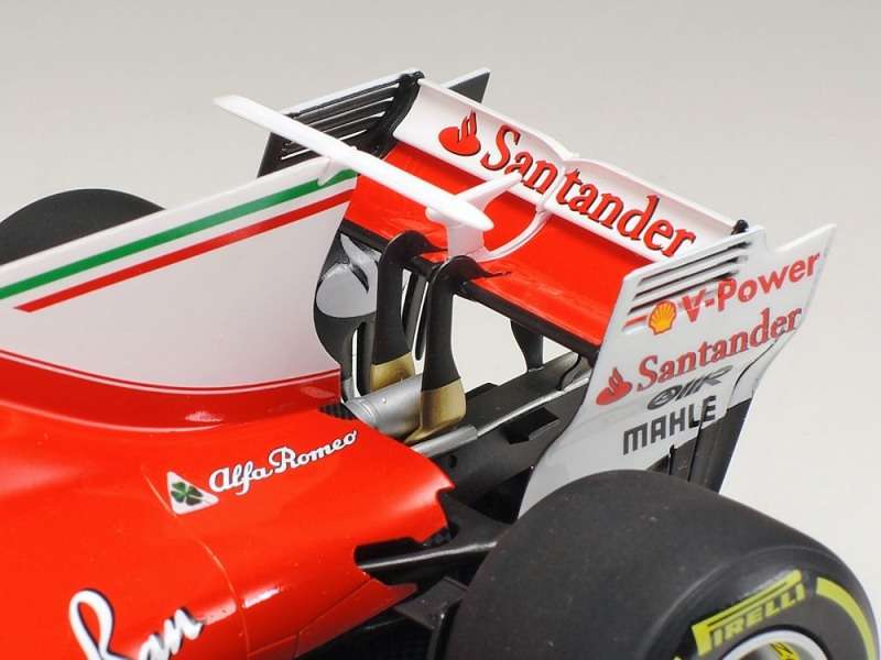 model_do_sklejania_tamiya_20068_ferrari_sf70h_sklep_modelarski_modeledo_image_7-image_Tamiya_20068_3