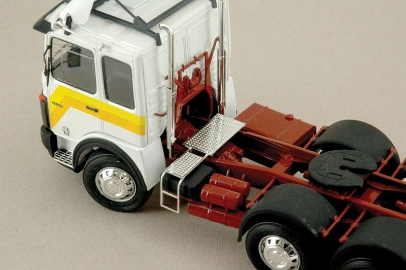 Italeri_0756_Truck_MAN_26.231_Formel_Six_hobby_shop_modeledo.pl_image_4-image_Italeri_0756_2