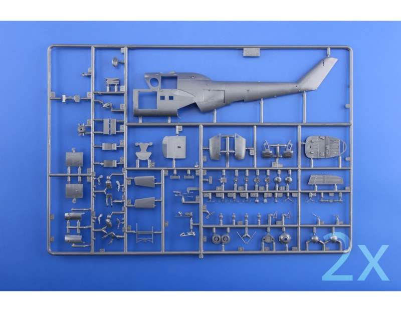 Zestaw - helikoptery Mi-24, Mi-35 oraz pojazd Velorex, plastikowe modele do sklejania Eduard 2116 w skali 1:72 - image a_60-image_Eduard_2116_3