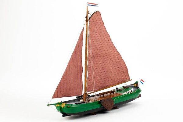 -image_Billing Boats_BB398_27