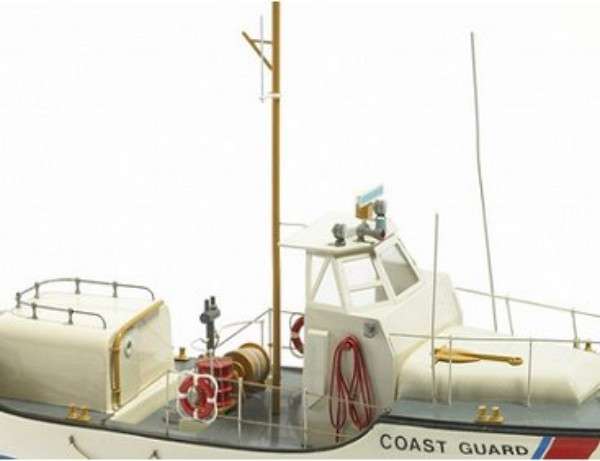 model_drewniany_do_sklejania_billing_boats_bb100_us_coast_guard_lifeboat_sklep_modelarski_modeledo_image_3-image_Billing Boats_BB100_3