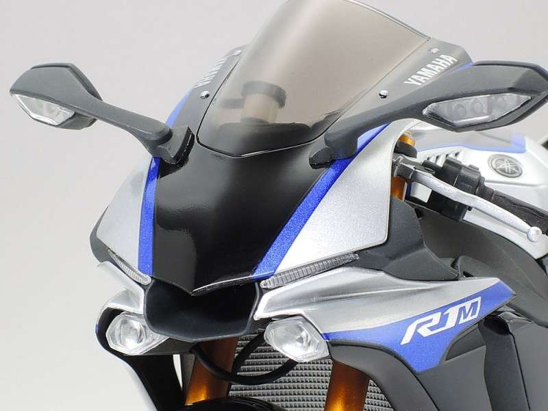 plastikowy-model-do-sklejania-motocykla-yamaha-yzf-r1m-sklep-modeledo-image_Tamiya_14133_3