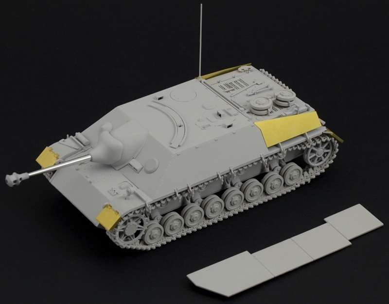 model_do_sklejania_sdkfz_162_jagdpanzer_iv_italeri_6488_sklep_modelarski_modeledo_image_2-image_Italeri_6488_1