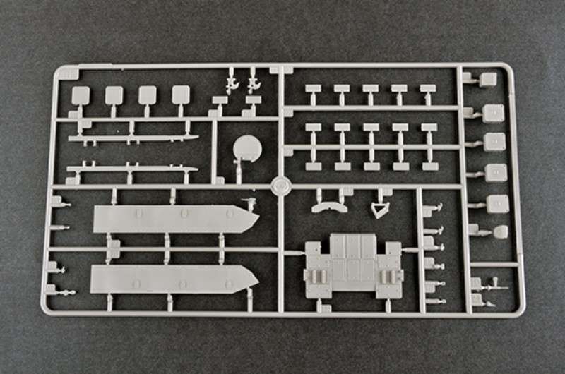 plastikowy-model-do-sklejania-czolgu-t-80u-mbt-sklep-modeledo-image_Trumpeter_09525_13