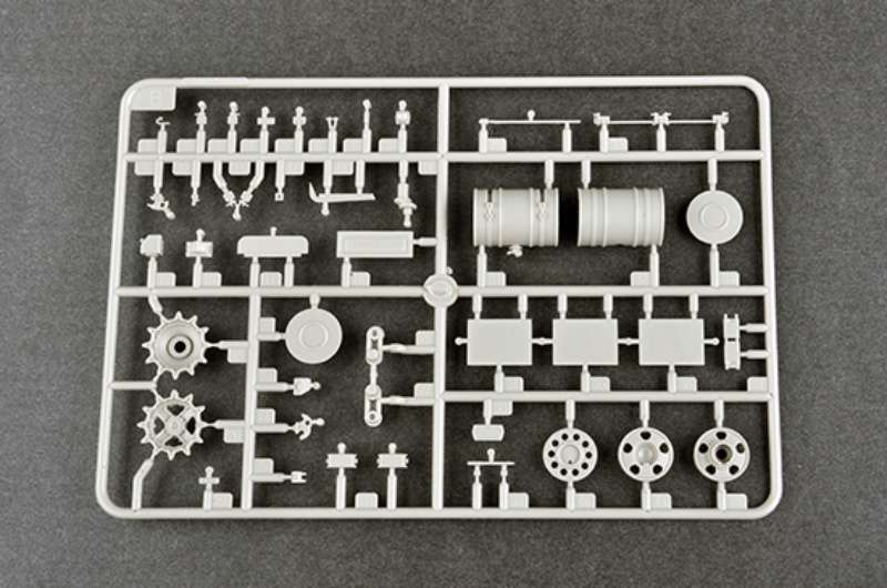 plastikowy-model-do-sklejania-czolgu-t-72b3-mod-2016-mbt-sklep-modeledo-image_Trumpeter_09561_16